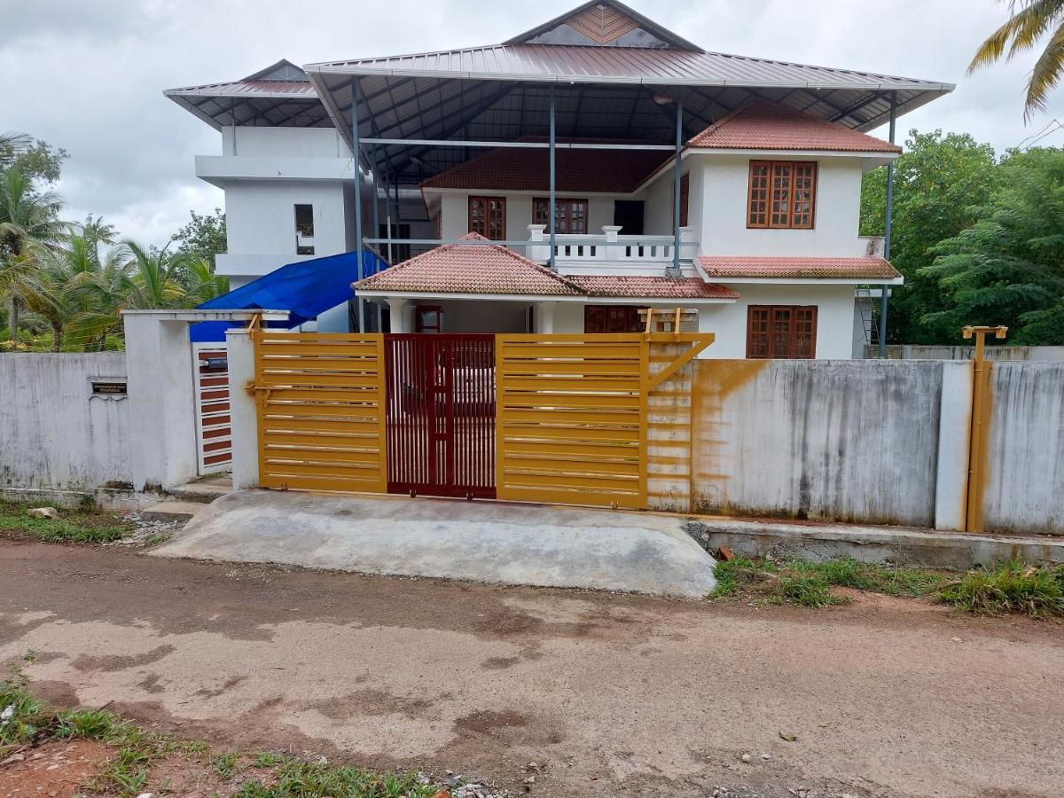 Water Gate Tourist Home And Resorts Mundrothuruth Ngoại thất bức ảnh
