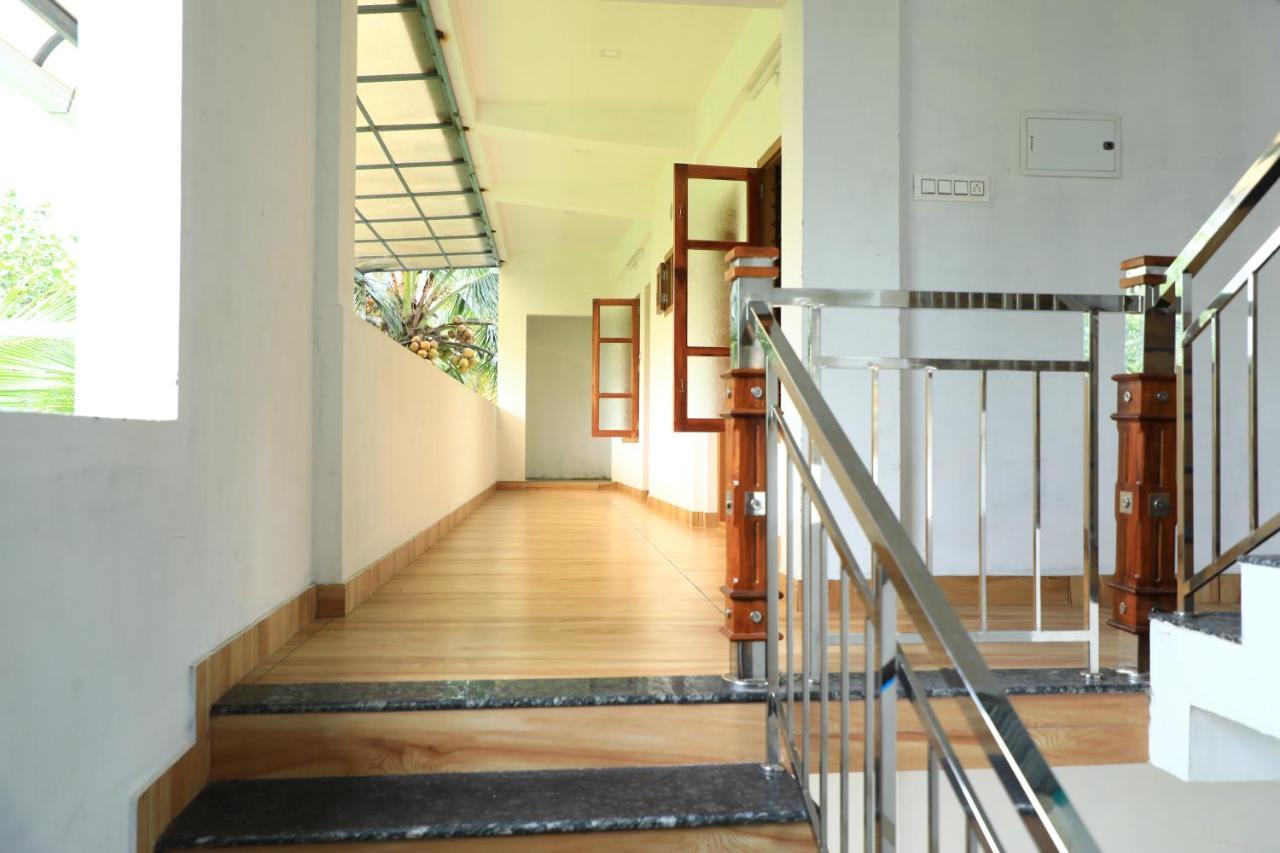 Water Gate Tourist Home And Resorts Mundrothuruth Ngoại thất bức ảnh