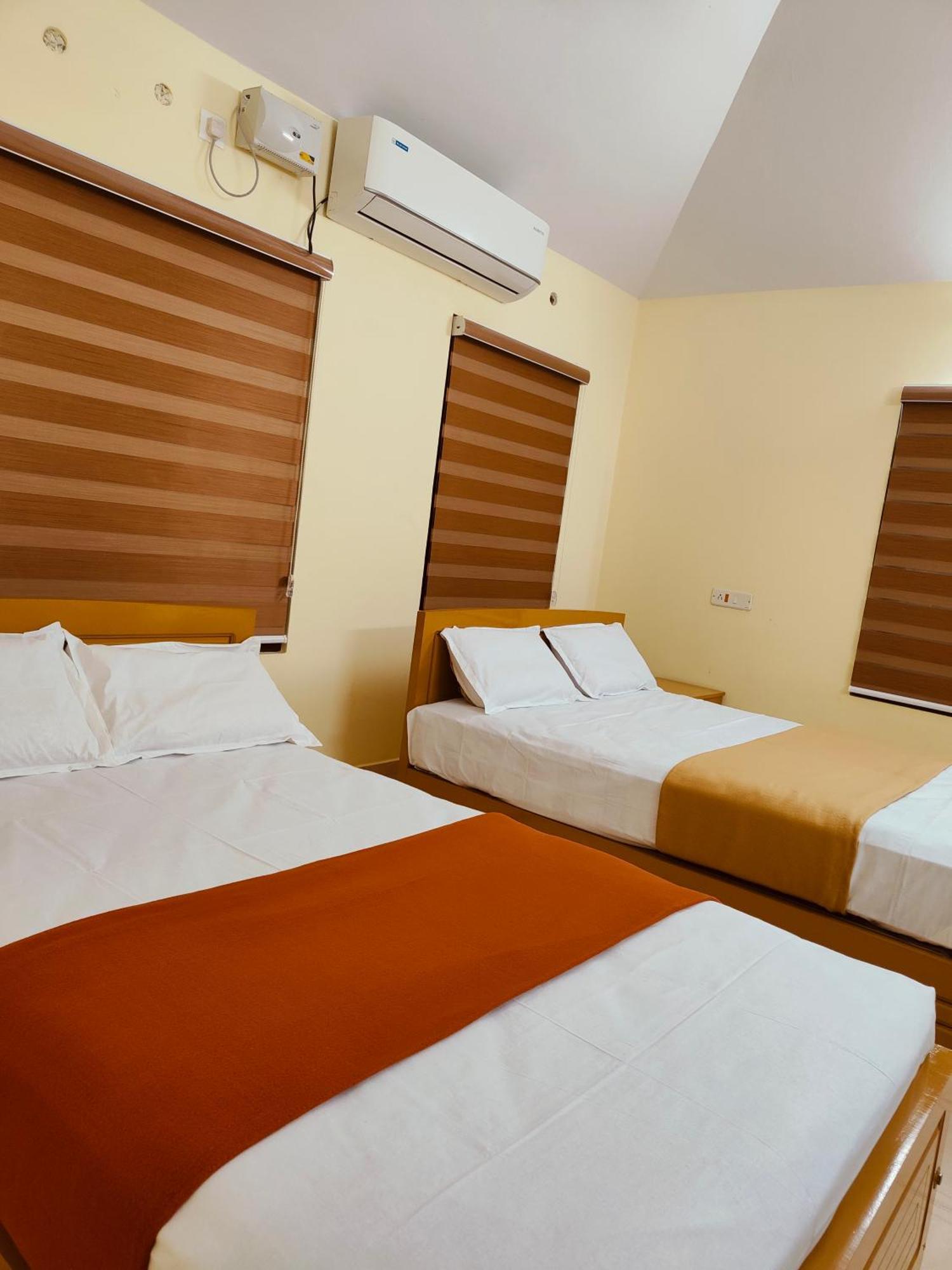 Water Gate Tourist Home And Resorts Mundrothuruth Ngoại thất bức ảnh