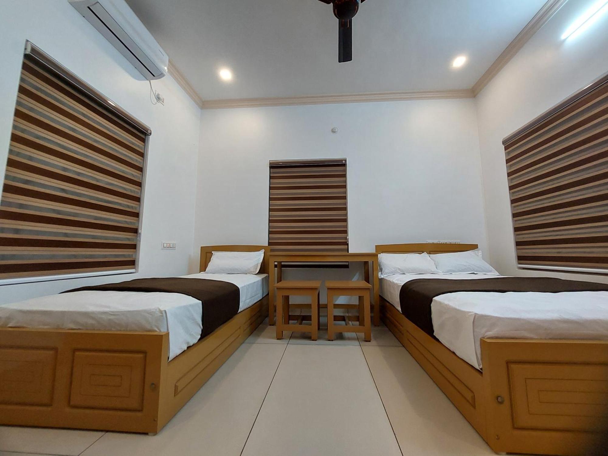 Water Gate Tourist Home And Resorts Mundrothuruth Ngoại thất bức ảnh